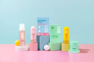 Shop Dolce Aura’s Korean-inspired clean skincare in India — from rose water mist, ceramide moisturiser & SPF sunscreen to de-tan packs and charcoal nose strips for glowing skin.